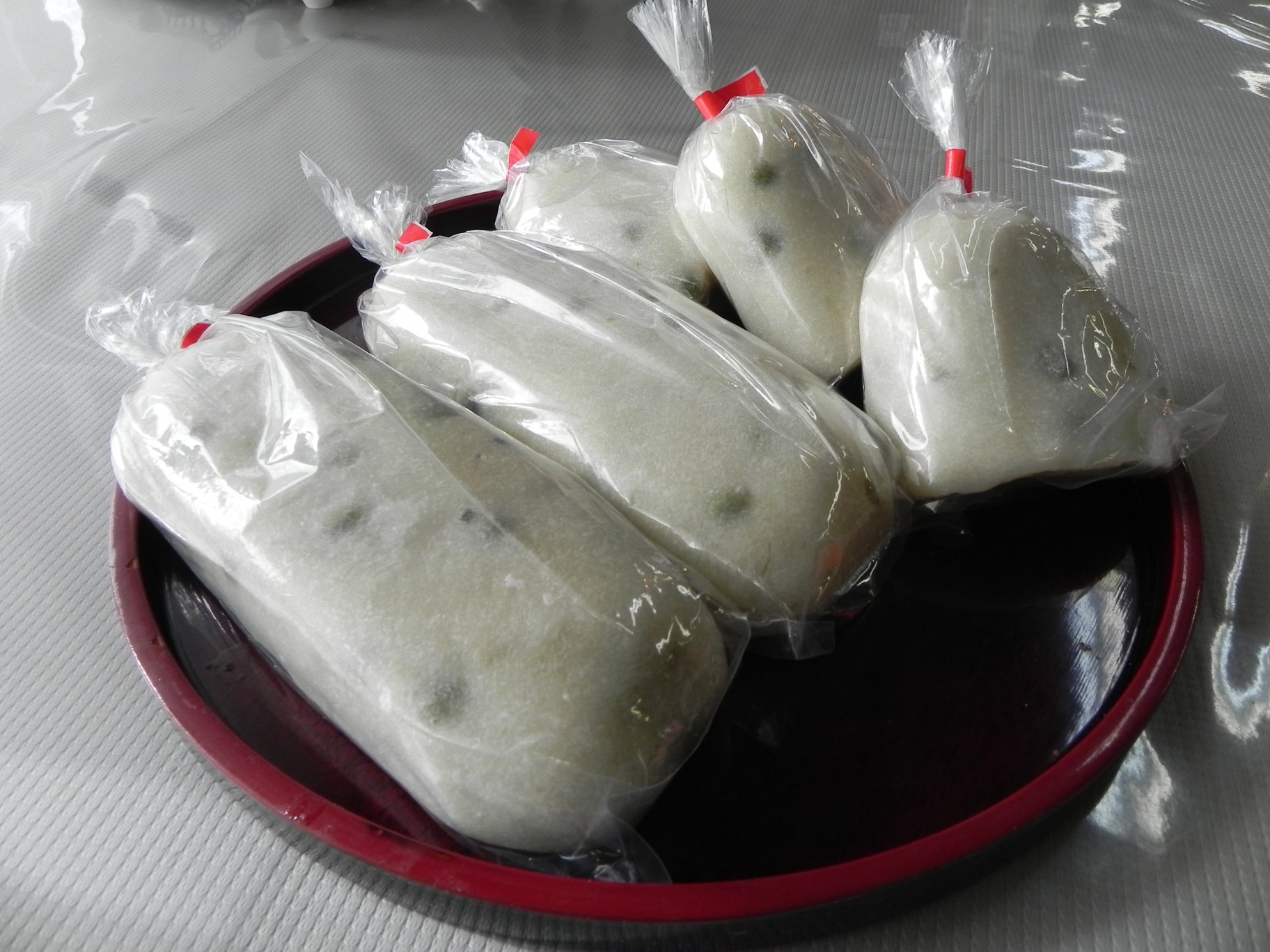 投稿についてもっと詳しく 喜楽堂さんがついてくださった豆餅